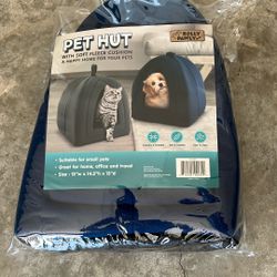 New Pet Hut For Small Pets.  Must Pick Up Only! 