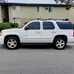 2007 GMC YUKON MUST SEE
