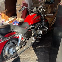 2000 Honda Valkyrie - Make Offer