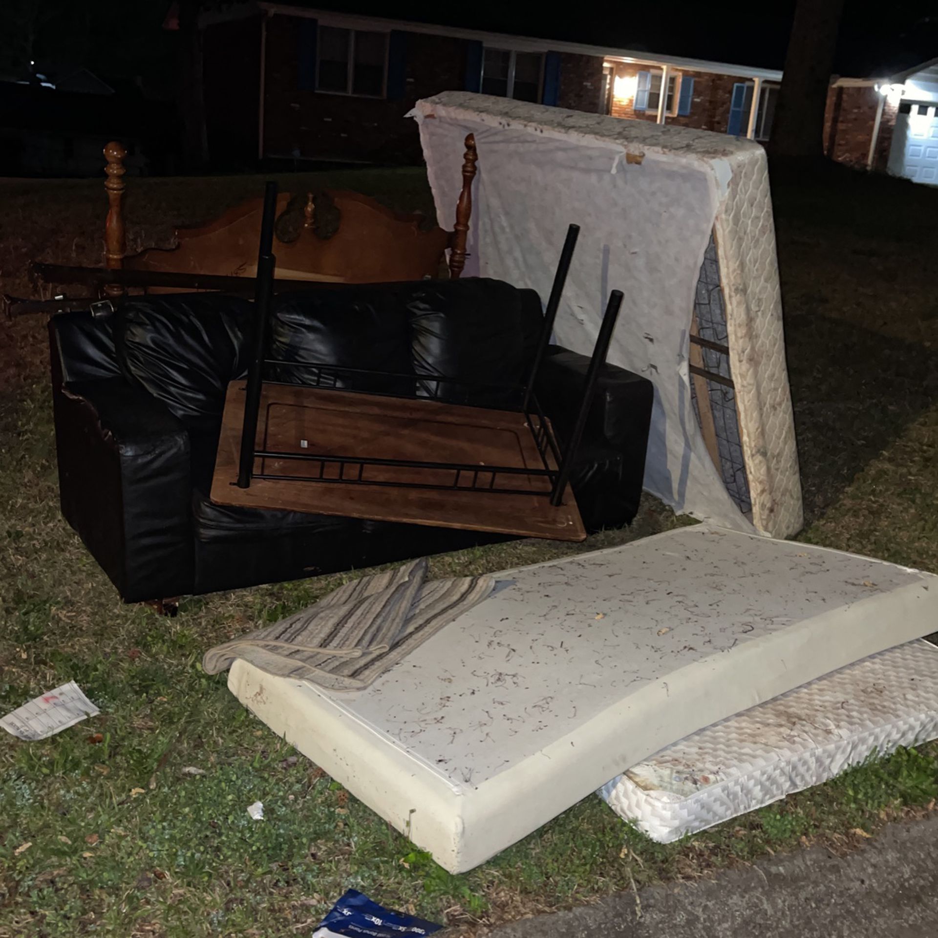 Free Furniture