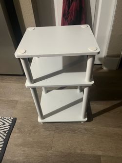 Great deal new white end or side table