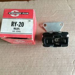 NOS Standard Plus Air Conditioning Clutch Relay Switch RY-20
