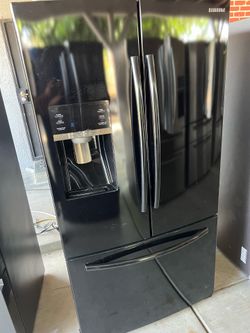 Black Samsung refrigerator