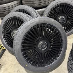 20” Inch Hyundai Santa Fe sonota rims And Tires