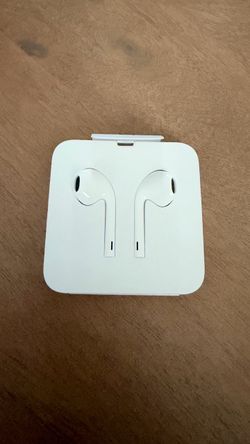 Apple earpods new