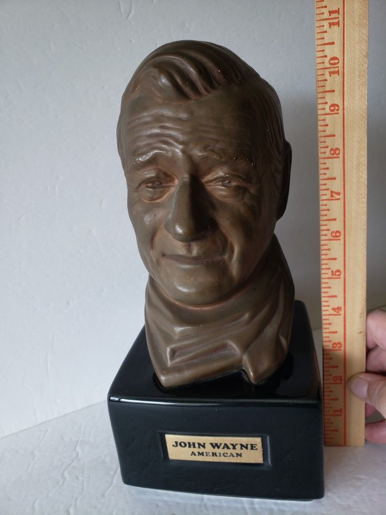 70's John Wayne Bust Boubon Whiskey Decanter.