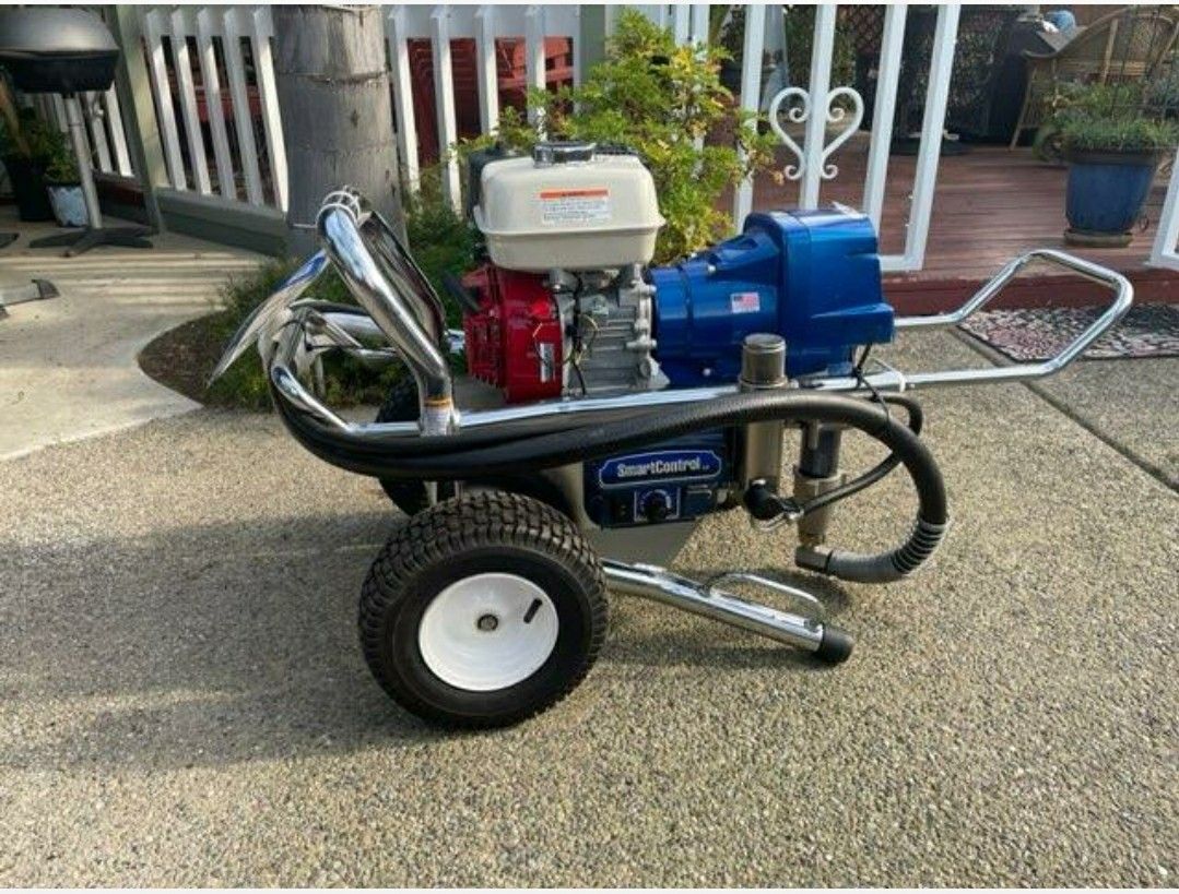 Brand New GRACO Gmax ll 7900 AIRLESS SPAYER $4500