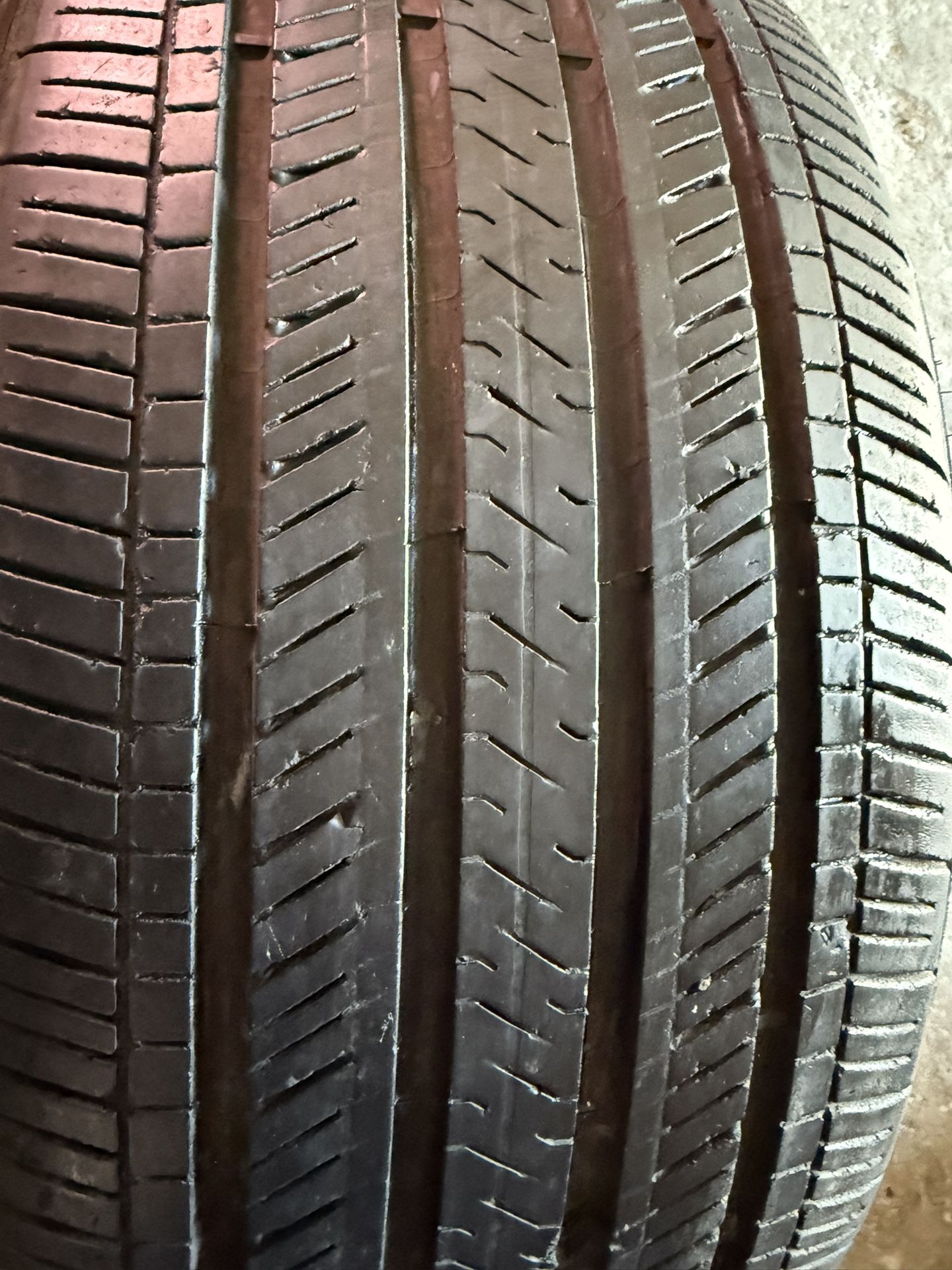235/40R19 2 used tires good year
