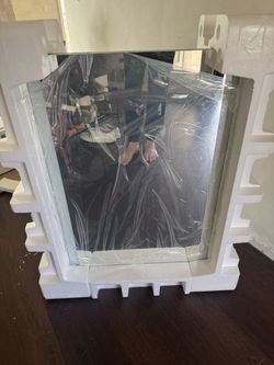 Kohler Verdera 24" x 30" Lighted Medicine Cabinet