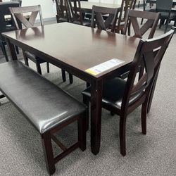 Comedor De Madera Nuevo En Caja 