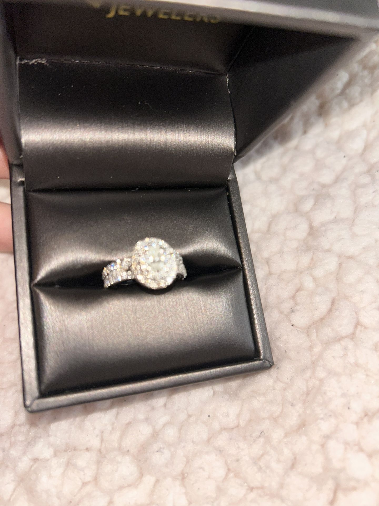 2 Carat 14k White Gold Engagement Ring Set
