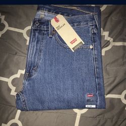 Levi’s 505 Regular 32W , 32L  (BRAND NEW)