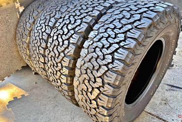 275/70/17 Bfgoodrich set de llantas usadas en buenas condiciones las 4