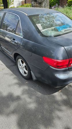 2005 Honda accord