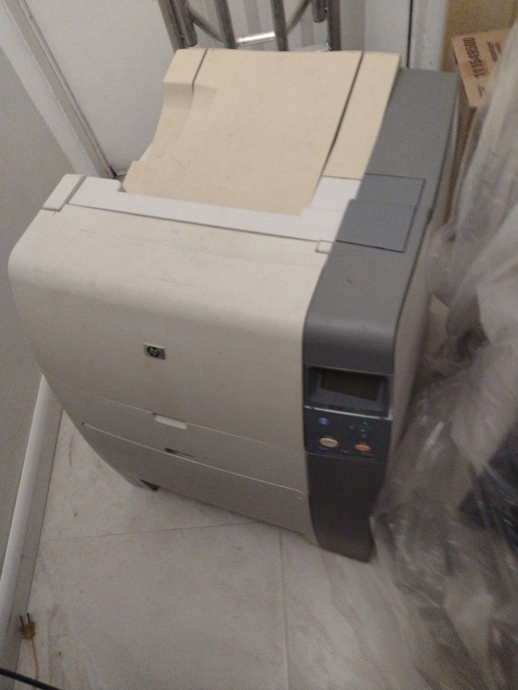 HP Hewlett Parker Laser Color 4700 n Printer Used Parts