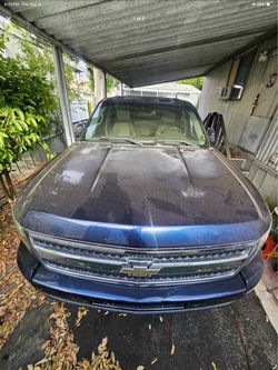 Chevy Silverado Hood