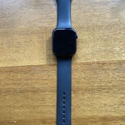 Apple Watch Series 5 44mm