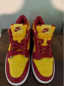 Nike low-top lace-up