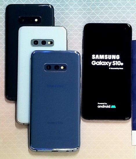 Samsung Galaxy S10e 128gb Unlocked, FREE Smartwach/ Headphones. Pay $1 Today Rest in payments. NO CREDIT NEEDED FINANCING