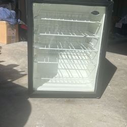 Venotemp Mini Fridge/wine Cooler
