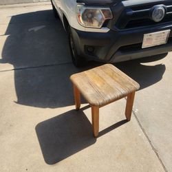 20" sq x 19" tall, unfinished end table