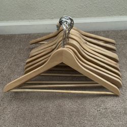 Set of 10 wood hangers