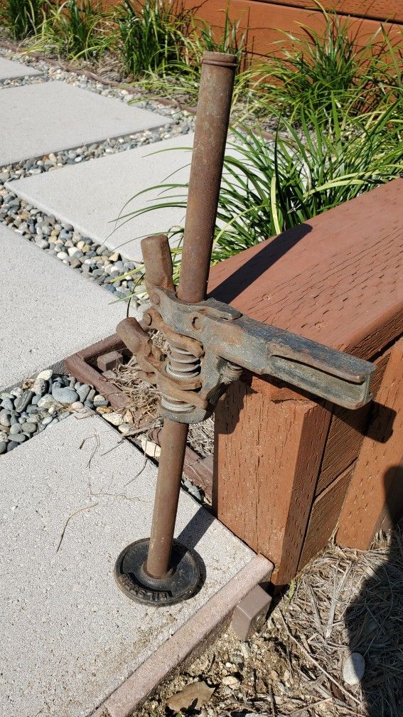 VW Porsche Vintage Jack Stand Car Lift