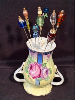 Hatpins and hatpin holder