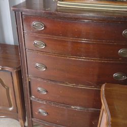 Antique Chest Of Drawers Great Condition