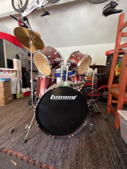 Ludwig Drum Set