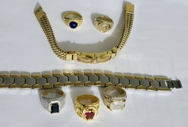 film props - Rings and bracelets 