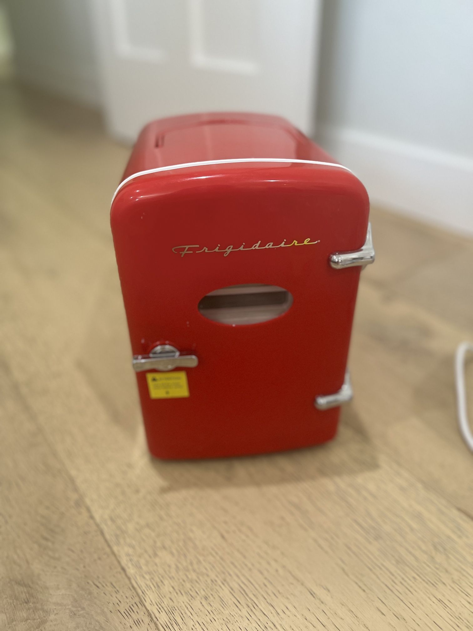 Small Refrigerator 