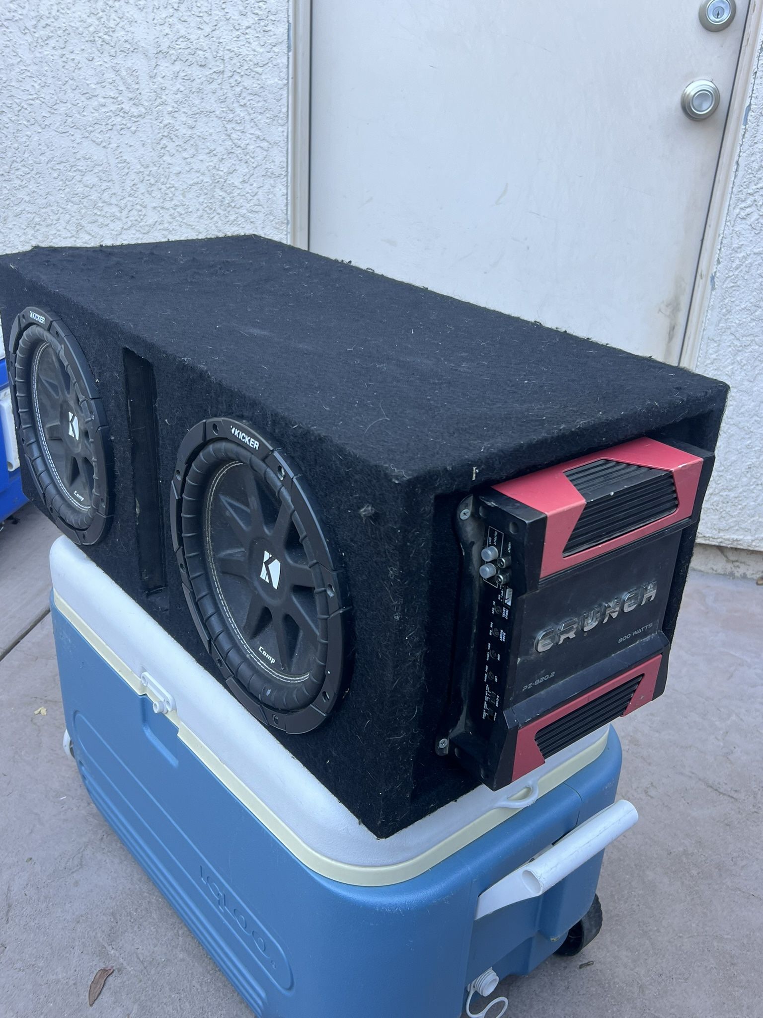 Dual Kicker Comp 10in Subwoofers In Ported Box With Amplifier 