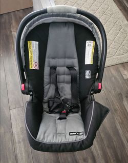 Infant car seat FREE
