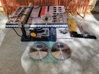 Ryobi 10 Inch Table Saw + 2 Extra Carbide Tipped Blades + 2 Guards