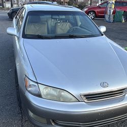 2000 Lexus ES 300