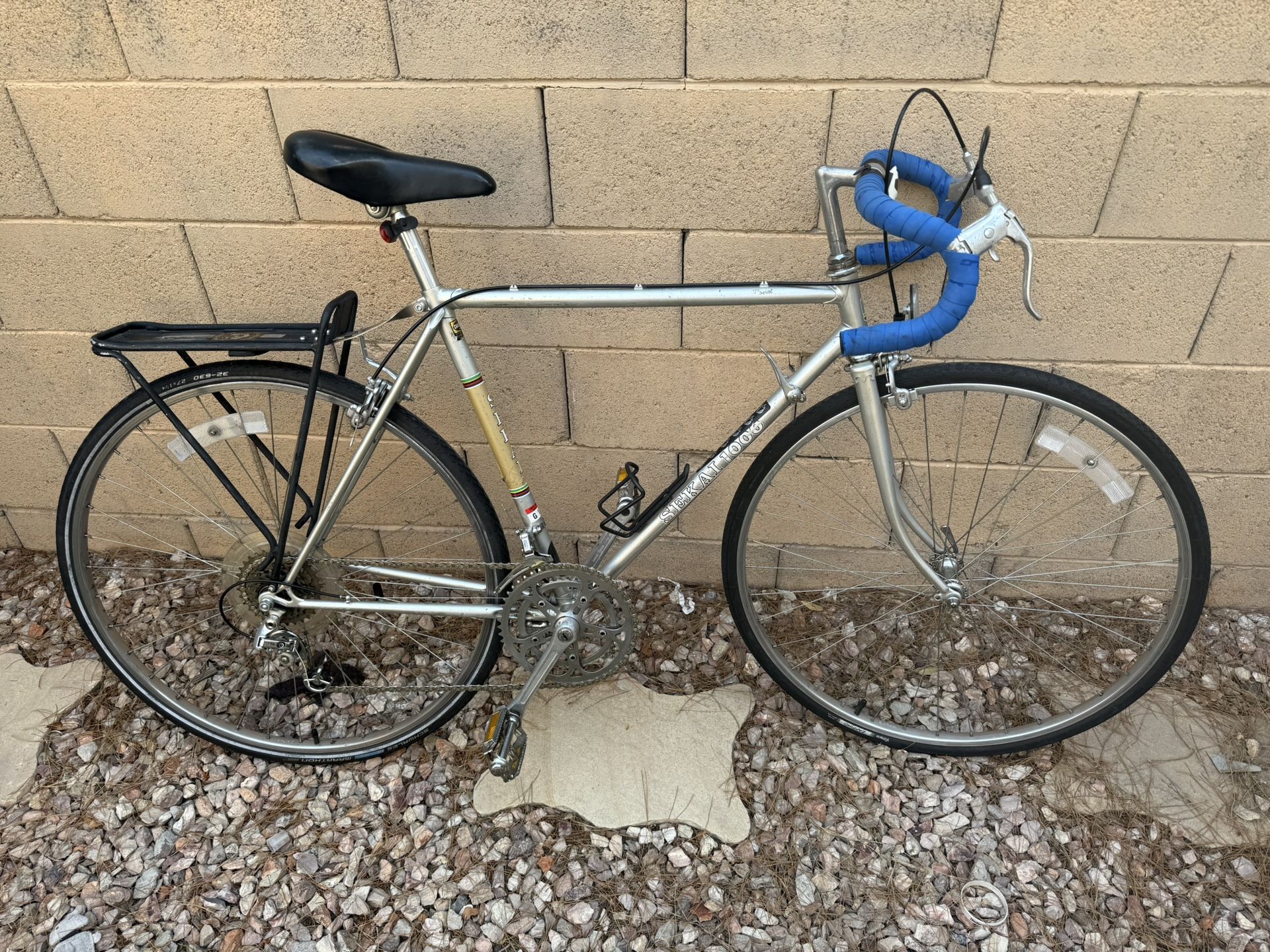Vintage Sekai 1000 Road Bike