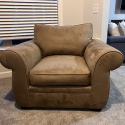 Oversized Chair And Ottoman 