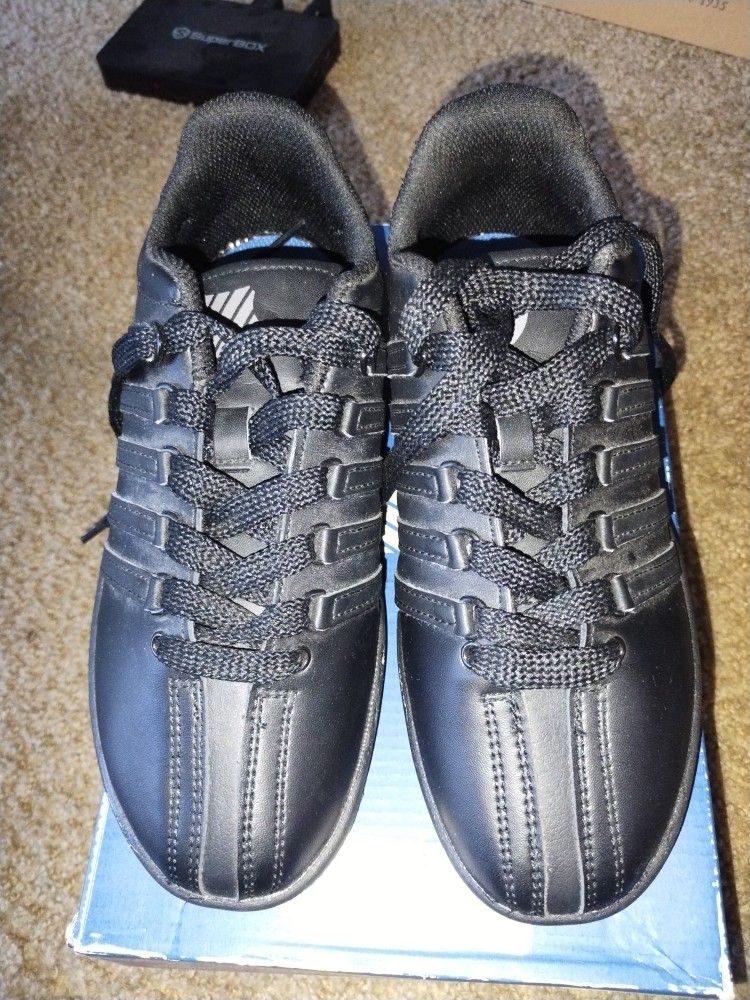 Unisex Youth Size 5 Wide K swiss Classic Pick Up In Florence KY