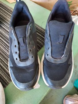 Kids shoes