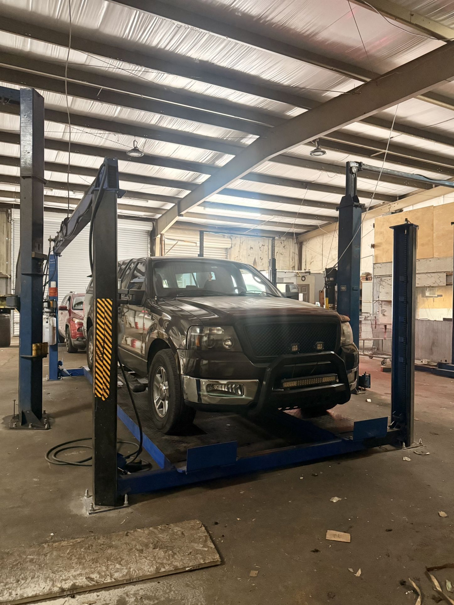 4-Post Car Lift – 14,000 lb Capacity – $3,500