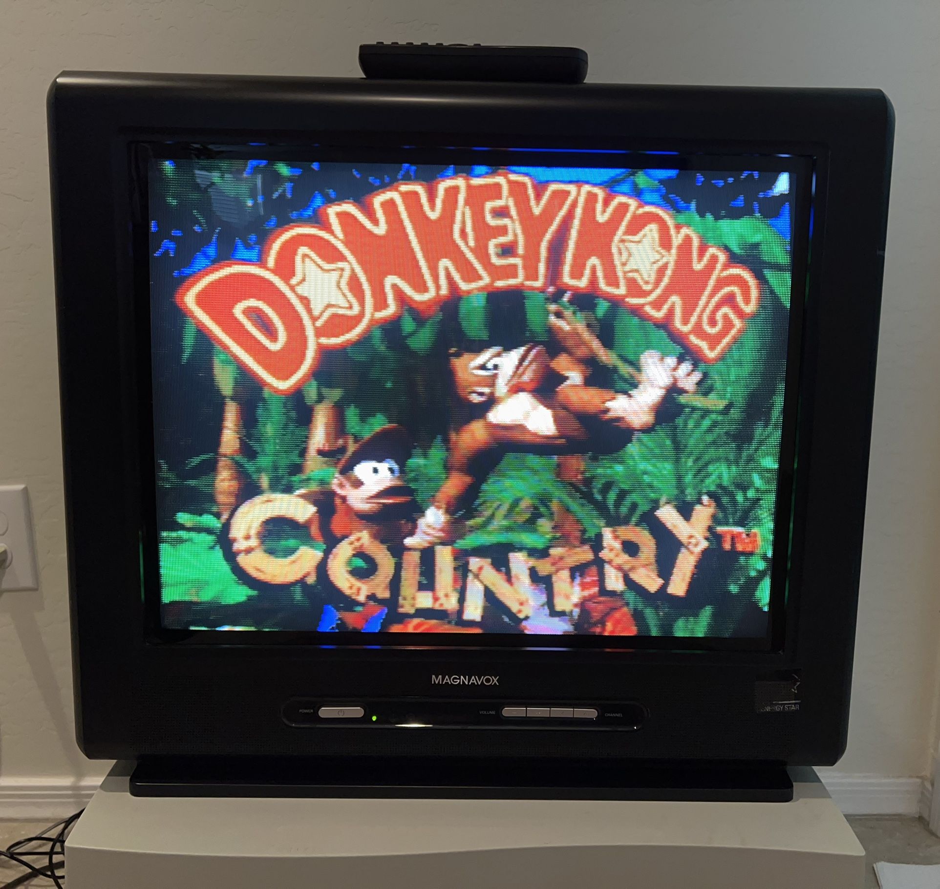 Magnavox 20” CRT Tube TV W/ Remote - Component input -Model # 20MT4405/17