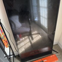 LG 50in TV with Mount