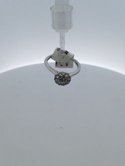14k White Gold Lady’s Round Diamond Ring Diamonds Total Weight 0.99