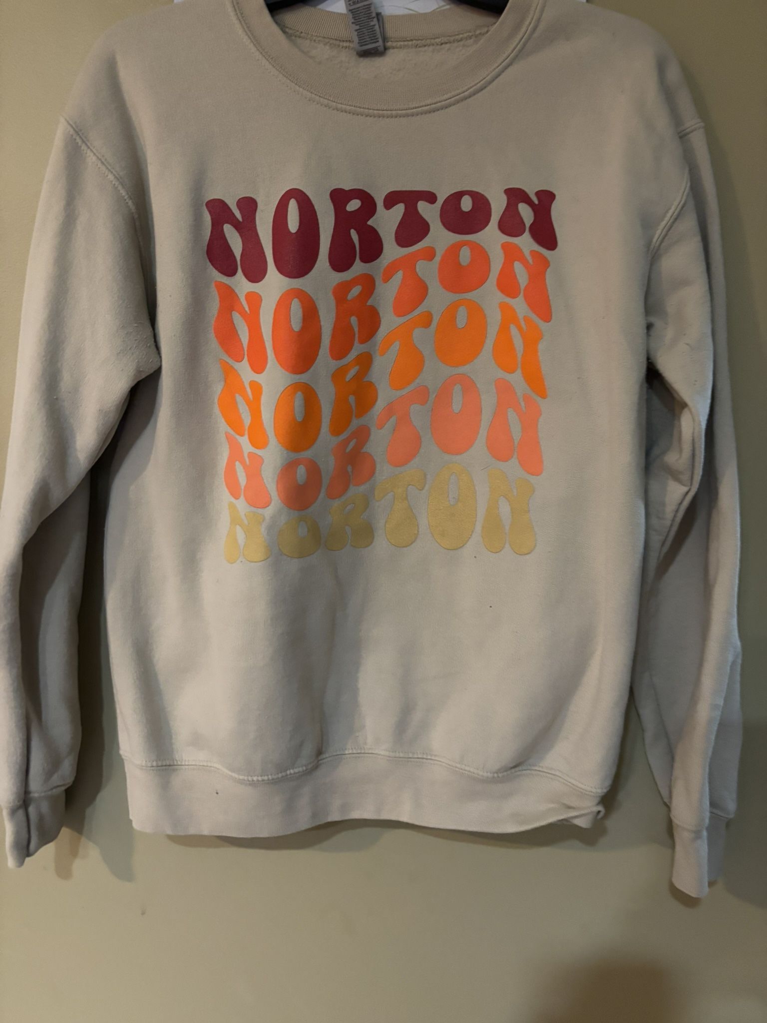 Sweatshirt