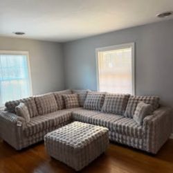 New Waffle Sectional with Free Ottoman