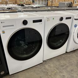 LG Thin Q Laundry set - White