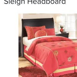 Twin Beds W/Mattress 