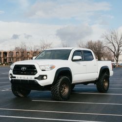 2016 Toyota Tacoma 4x4