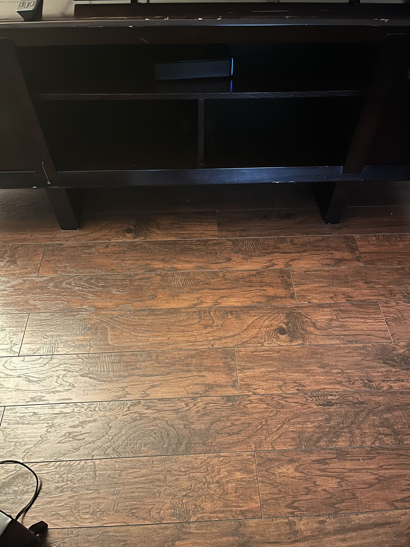 Wood tv Stand